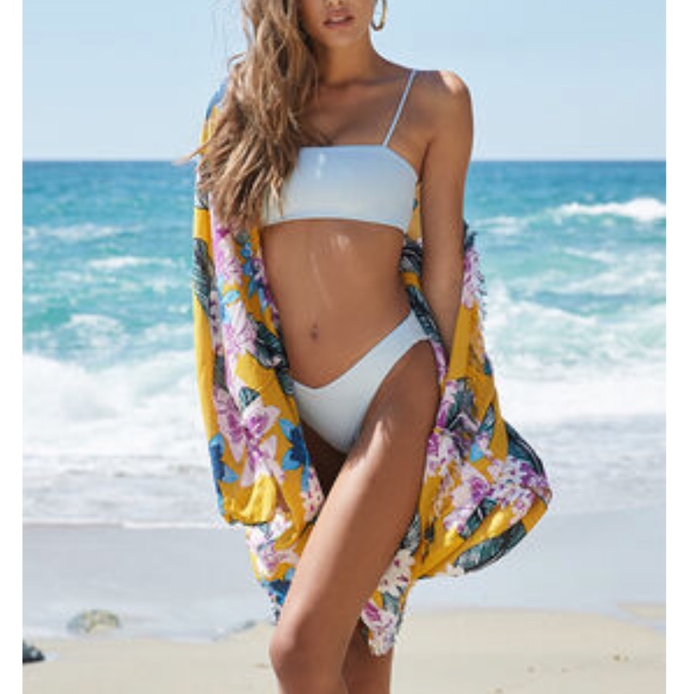 Floral fringe kimono